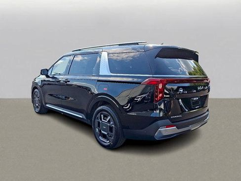 New 2026 Kia Carnival SX image 3