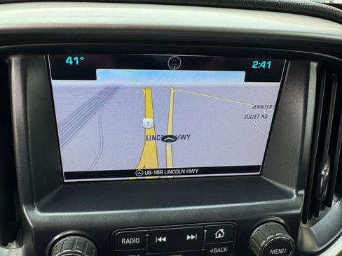 Used 2018 Chevrolet Colorado ZR2 image 21