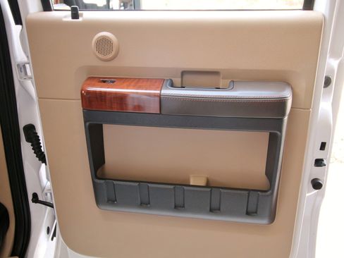 Used 2016 Ford F250 King Ranch w/ FX4 Off-Road Package image 42