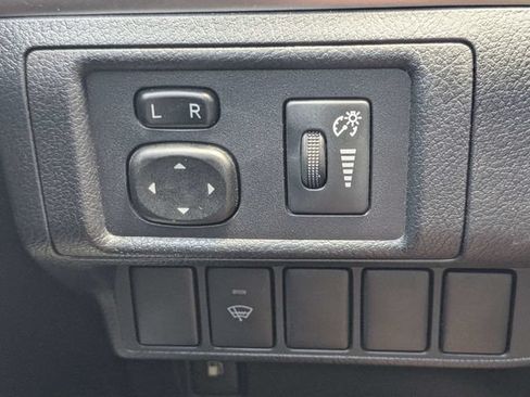 Used 2015 Lexus CT 200h FWD image 24