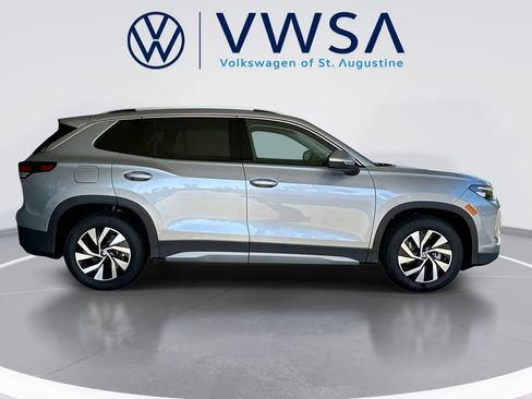 New 2026 Volkswagen Tiguan S FWD image 8
