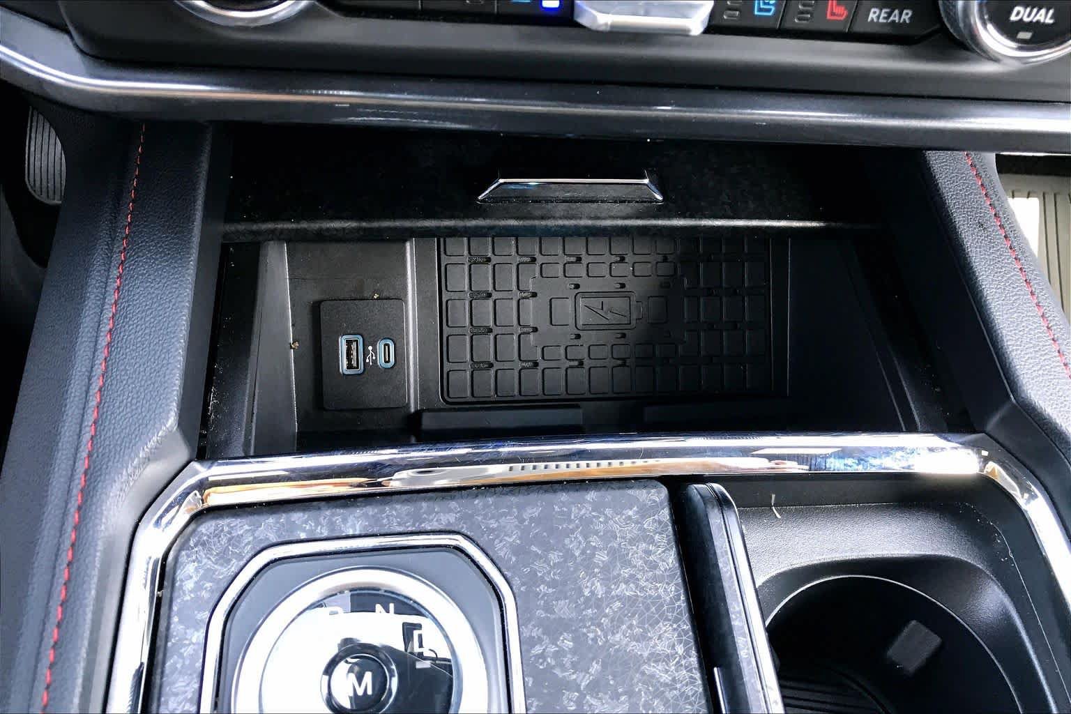 Used 2023 Ford Expedition Limited RWD image 35
