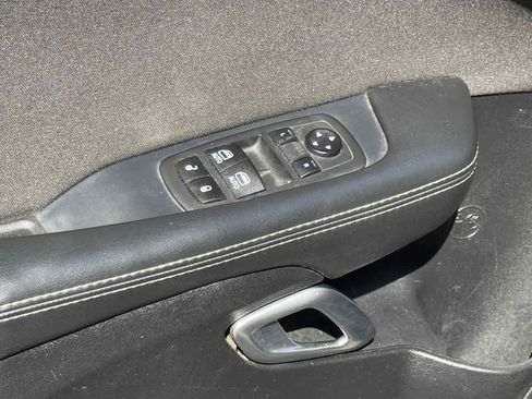 Used 2020 Dodge Challenger SXT RWD image 24