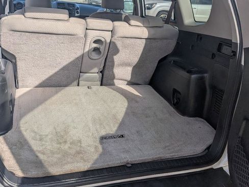 Used 2010 Toyota RAV4 4WD image 12