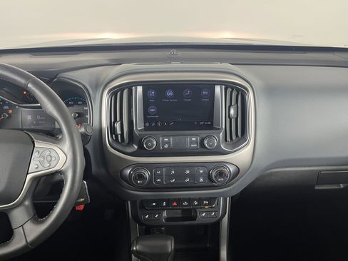 Used 2020 Chevrolet Colorado Z71 image 13