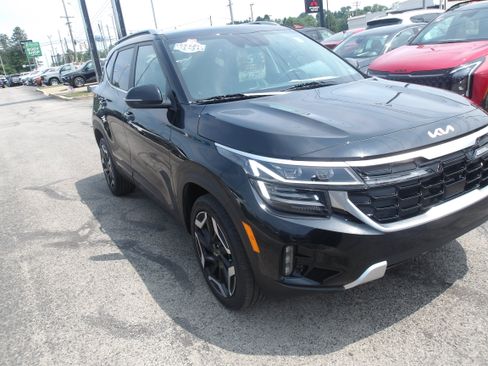 Used 2024 Kia Seltos SX AWD/4WD image 1
