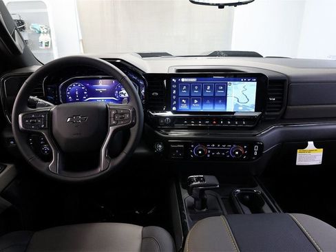 New 2026 Chevrolet Silverado 1500 ZR2 AWD/4WD image 10
