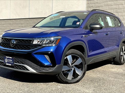 Certified 2024 Volkswagen Taos S image 12