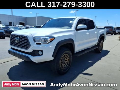 Used 2021 Toyota Tacoma TRD Off-Road AWD/4WD image 4