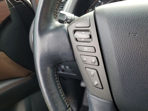 Used 2020 Nissan Armada Platinum w/ Platinum Reserve Package image 21