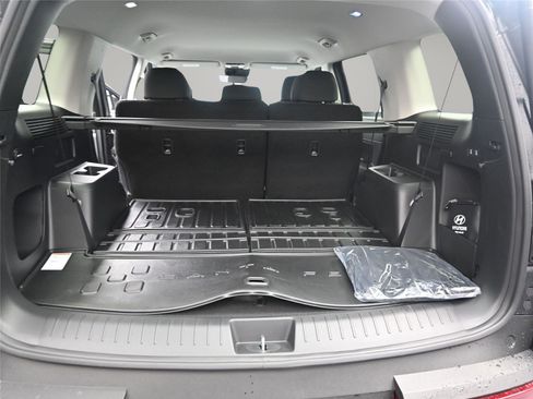 New 2026 Hyundai Santa Fe SE FWD image 7