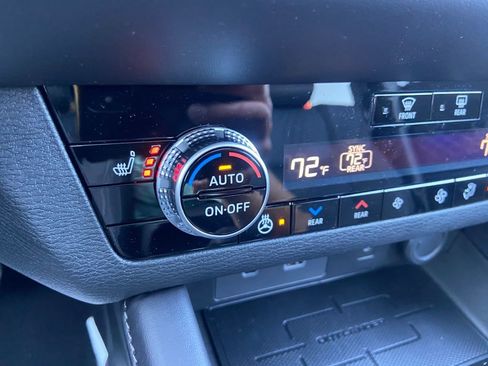 New 2025 Mitsubishi Outlander SEL Black Edition image 29