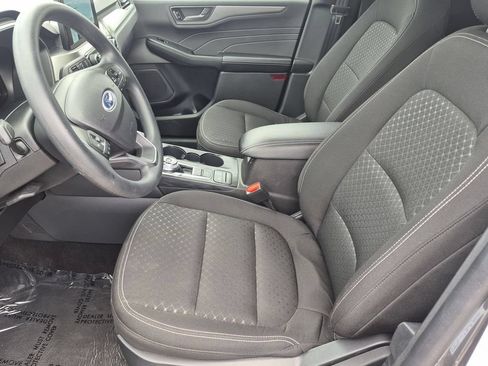 Used 2025 Ford Escape Active AWD/4WD image 18