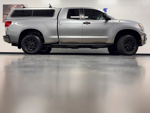 Used 2012 Toyota Tundra 4x4 Double Cab image 3