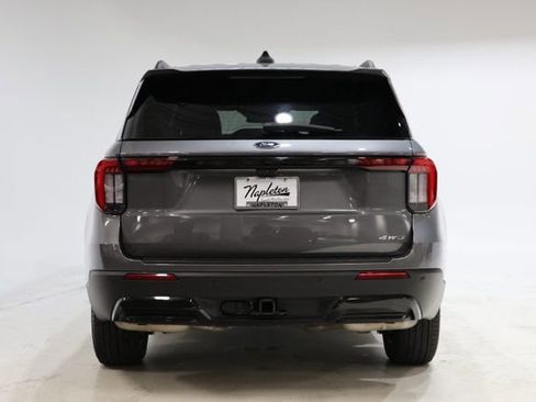 Used 2025 Ford Explorer ST-Line AWD/4WD image 6