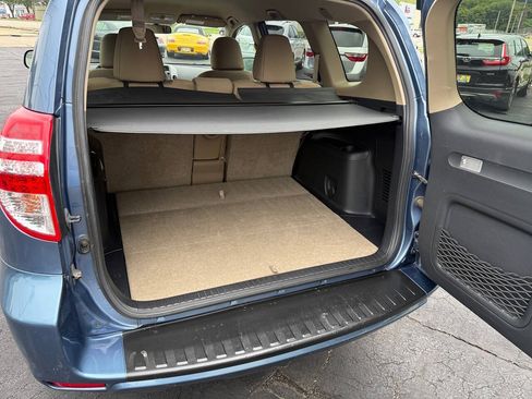 Used 2011 Toyota RAV4 4WD image 62
