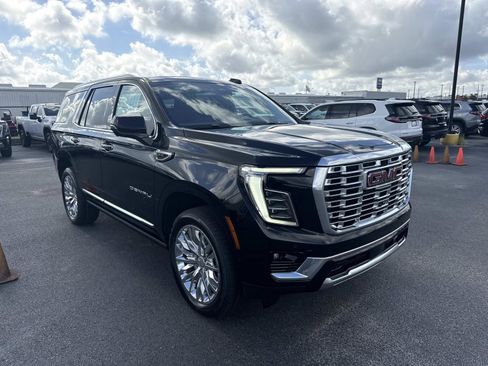New 2026 GMC Yukon Denali w/ Denali Reserve Package AWD/4WD image 1