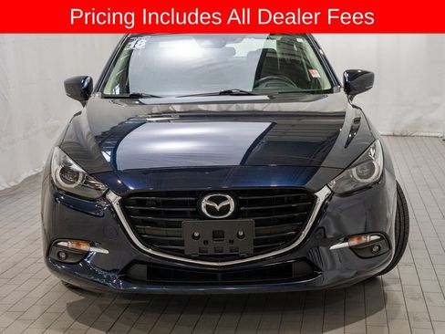 Used 2018 MAZDA MAZDA3 Grand Touring FWD image 2