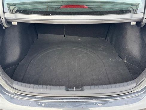 Used 2022 Kia Forte LXS image 7