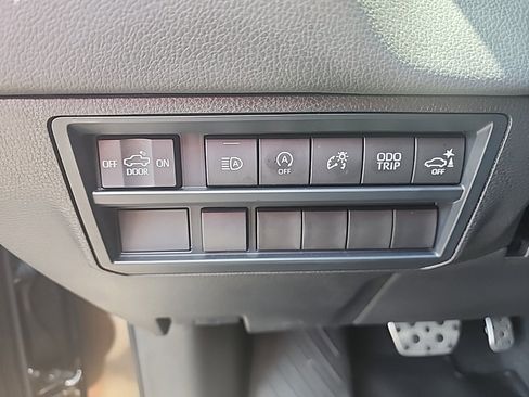 Used 2025 Toyota Tundra Limited w/ TRD Off-Road Package image 10