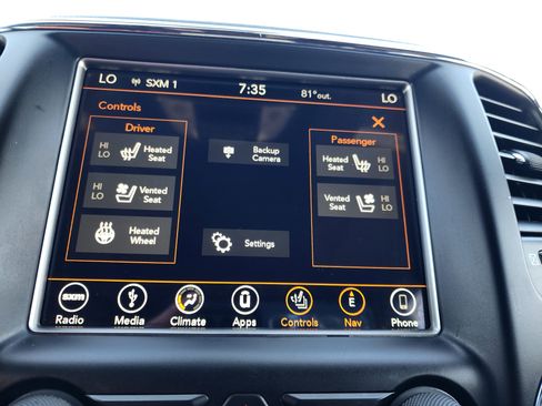 Used 2018 Jeep Grand Cherokee Limited w/ Luxury Group II RWD image 25