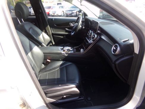 Used 2016 Mercedes-Benz GLC 300 image 30
