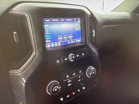Used 2022 Chevrolet Silverado 2500 Custom w/ Custom Value Package AWD/4WD image 12