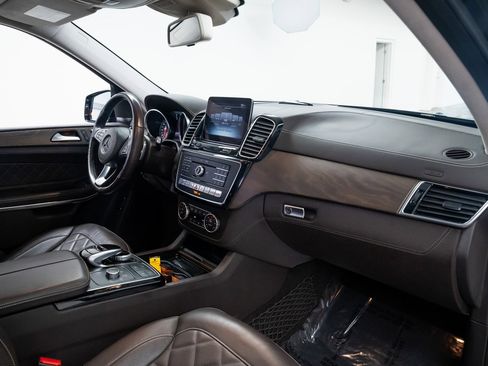 Used 2019 Mercedes-Benz GLS 550 4MATIC image 26