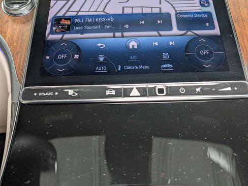 Certified 2023 Mercedes-Benz GLC 300 4MATIC image 29