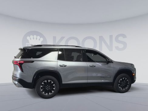 New 2026 Chevrolet Traverse Z71 w/ Enhanced Driving Package image 12