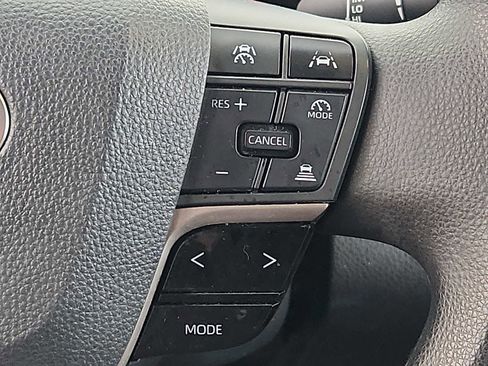 Used 2025 Toyota Camry LE FWD image 21