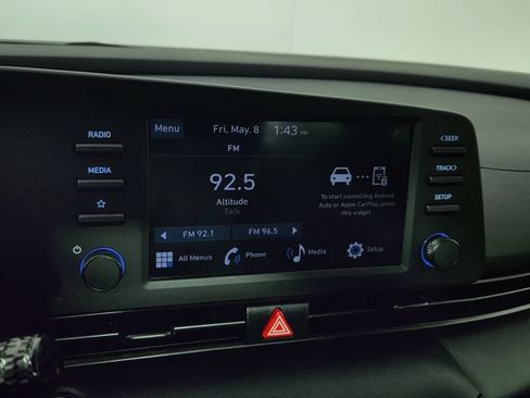 Certified 2025 Hyundai Elantra Sport FWD image 19