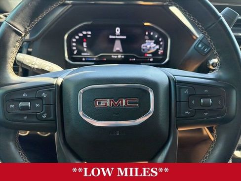 Used 2024 GMC Sierra 2500 AT4 image 15