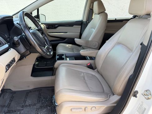 Used 2020 Honda Odyssey Elite image 19