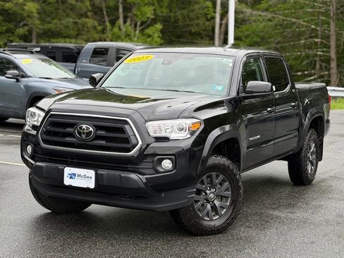 Certified 2023 Toyota Tacoma SR5 AWD/4WD image 1