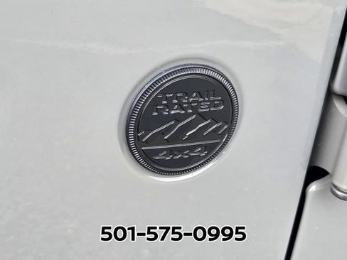 Used 2020 Jeep Wrangler Unlimited Sahara AWD/4WD image 10