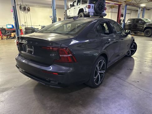 Used 2024 Volvo S60 B5 Plus w/ Climate Package AWD/4WD image 4