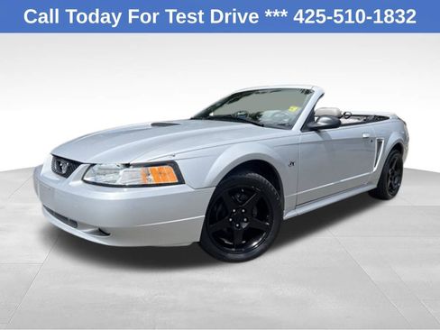 Used 2000 Ford Mustang GT RWD image 1