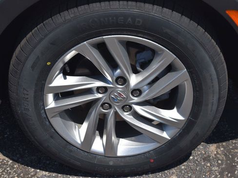 Used 2024 Buick Envista Preferred FWD image 11