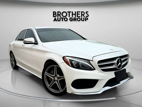 Used 2016 Mercedes-Benz C 300 Sedan image 2