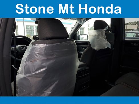 New 2026 Honda Pilot Sport image 10