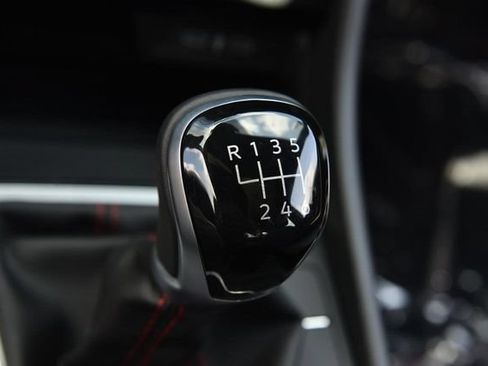 New 2026 Volkswagen Jetta GLI Autobahn FWD image 18