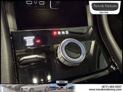 Used 2023 Jeep Grand Cherokee Limited AWD/4WD image 23