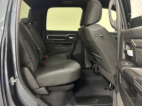 New 2026 RAM 2500 Big Horn AWD/4WD image 29