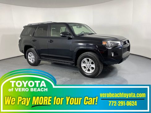 Used 2017 Toyota 4Runner SR5 Premium image 1