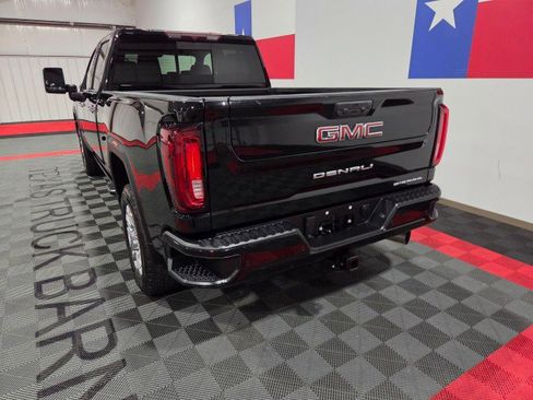 Used 2022 GMC Sierra 2500 Denali image 12