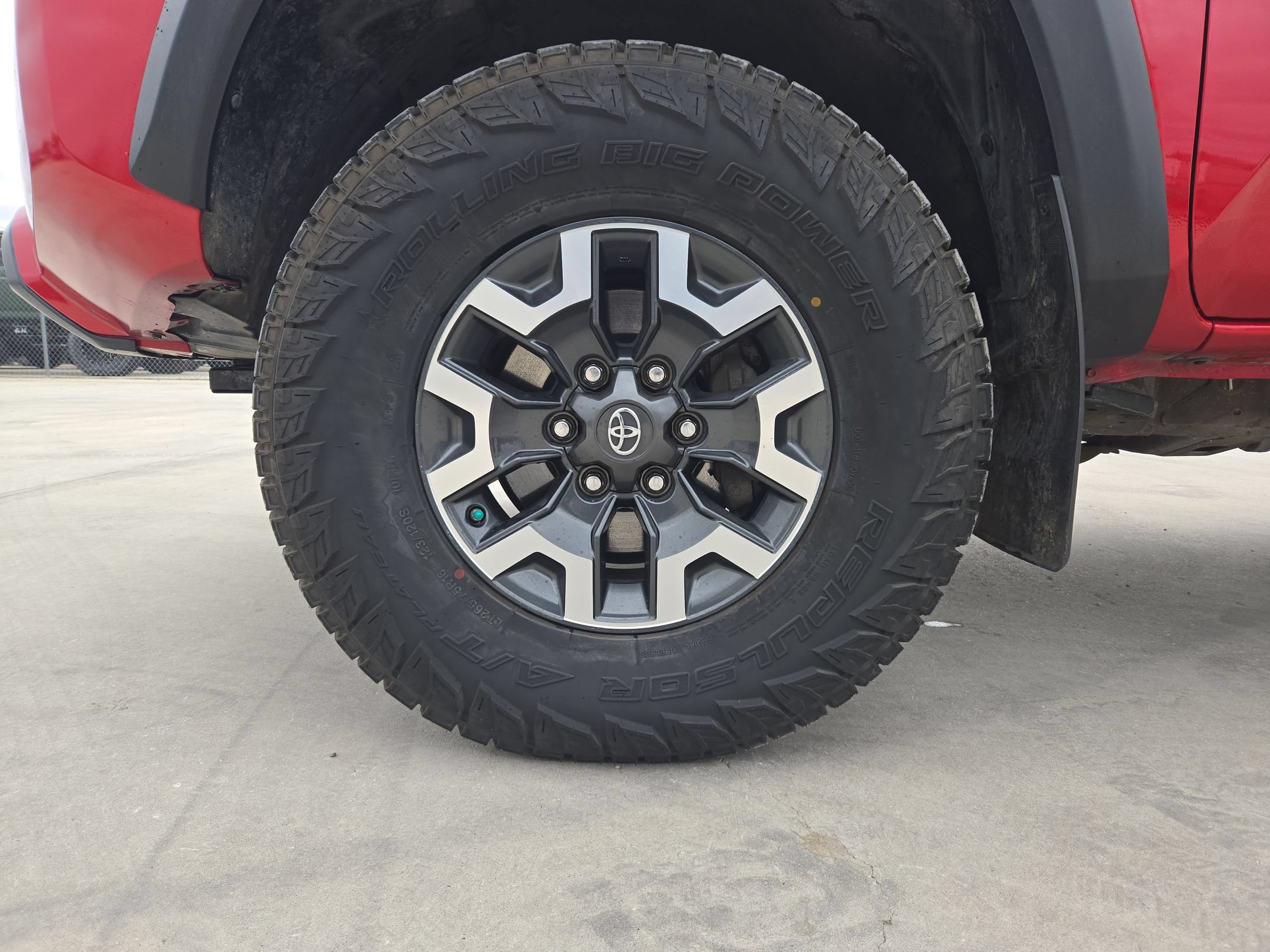 Used 2019 Toyota Tacoma 2WD Double Cab image 30