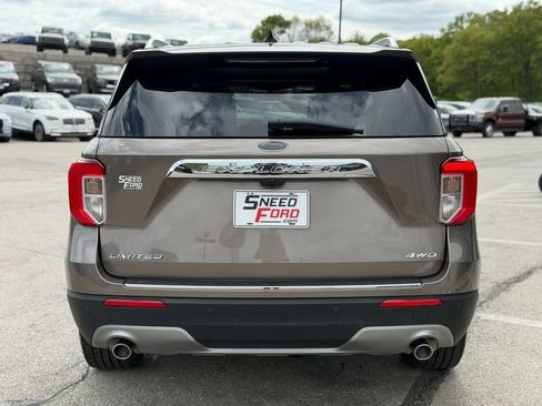 Used 2021 Ford Explorer Limited w/ Equipment Group 301A AWD/4WD image 6