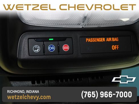 Used 2025 Chevrolet Colorado ZR2 w/ Technology Package AWD/4WD image 37