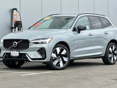 Used 2025 Volvo XC60 T8 Plus w/ Protection Package Premier